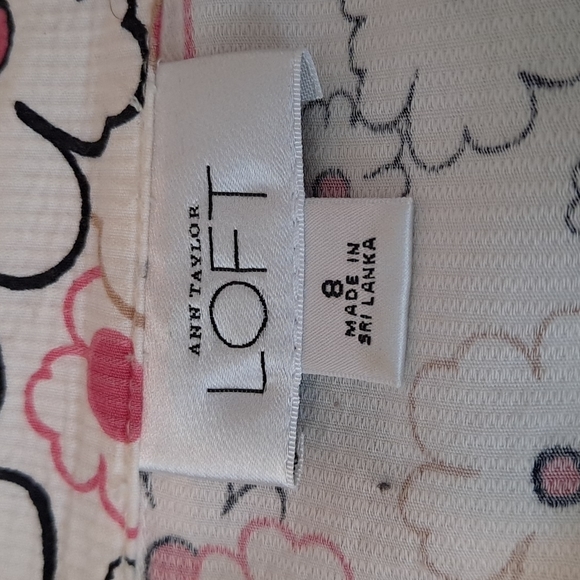 ANN TAYLOR..LOFT..short jacket..size 8..flowered - Picture 2 of 4